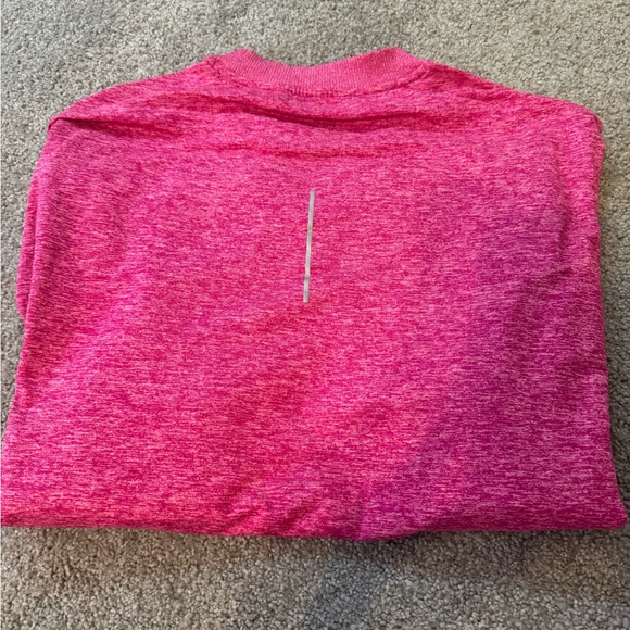 Nike Dri-FIT Pink Running Shirt - Picture 3 of 3